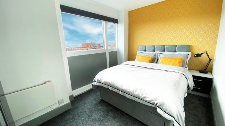 photo 3 - Bedroom Front Corner (1)